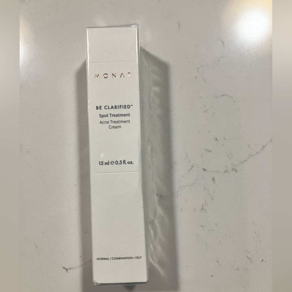 Monat Spot Treatment acne cream